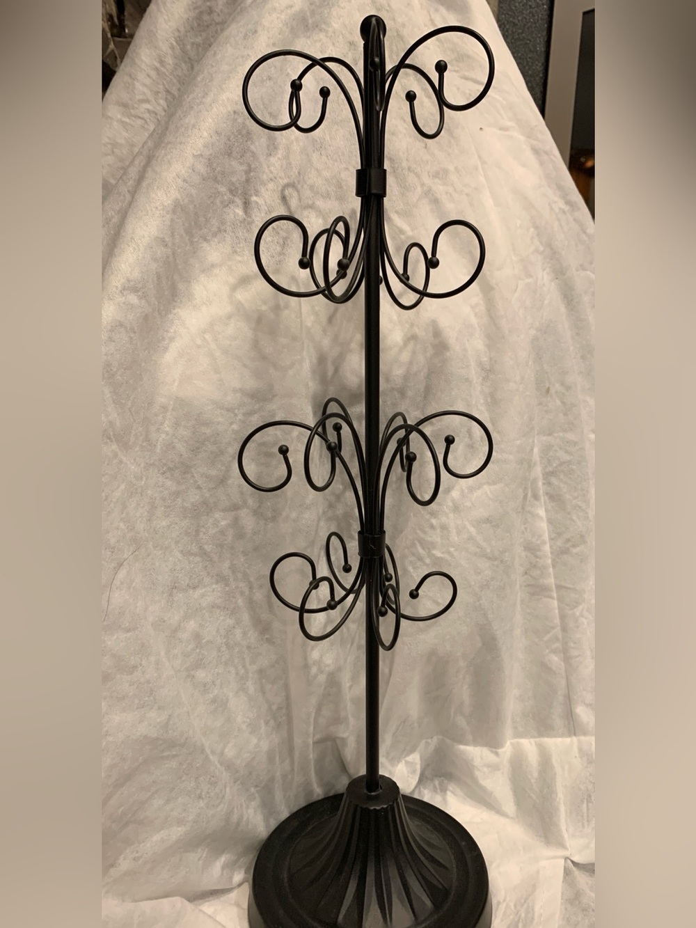 Metal Jewelry and Accessory Stand - Black